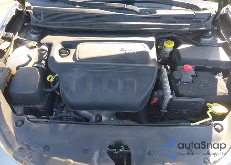 2013 Dodge Dart Limited z USA, uszkodzony, nr VIN 1C3CDFCA7DD178872